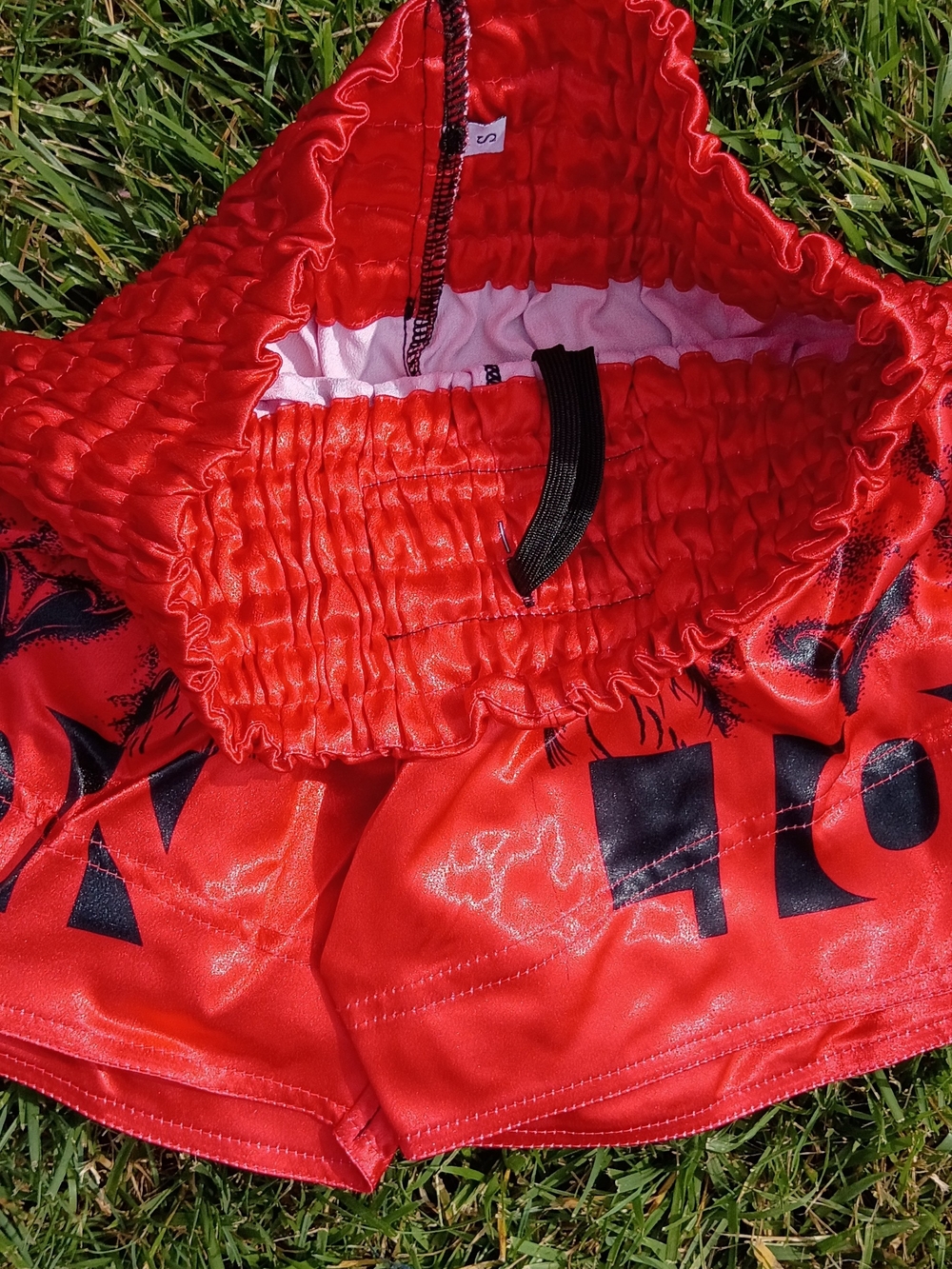 NWOT Satin Muay Thai Kickboxing Shorts Red Lion Graphic Streetwear Unisex S - Picture 4 of 10